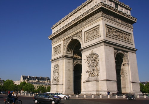 L'Arc de Triomphe : un monument emblématique de Paris